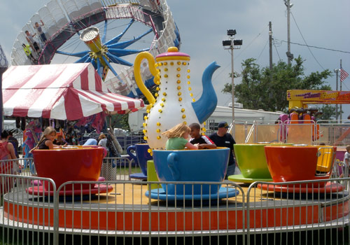 carnival teacups ride