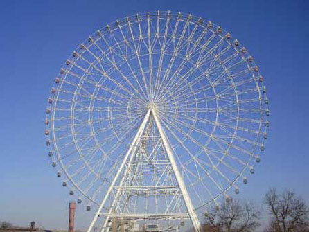 Classic version ferris wheel ride