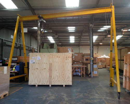 Portable gantry crane for workshop for sale