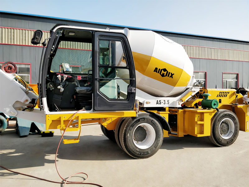 self loading concrete mixer