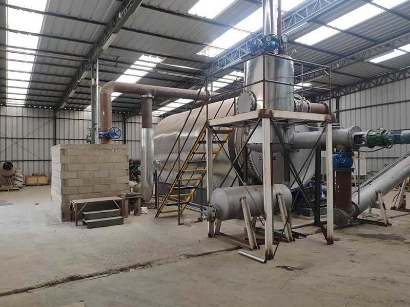 equipo de pirólisis 